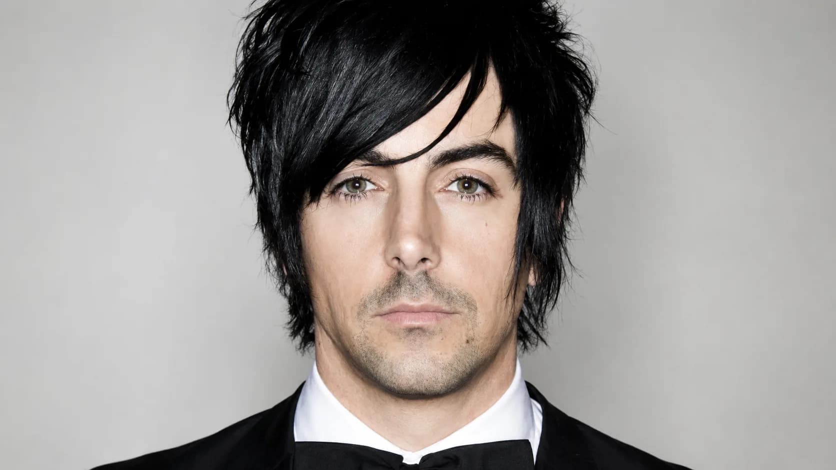 Lo que no te cuentan: El Caso Ian Watkins: Fama, Abuso y Silencio